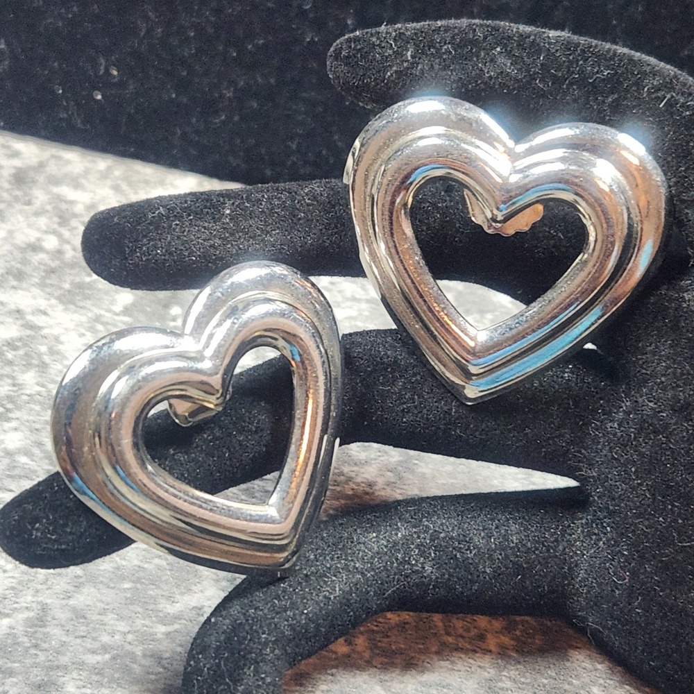 Polished‎ Silver Tone Open Tiered Heart Statement Stud Earrings Romantic Style